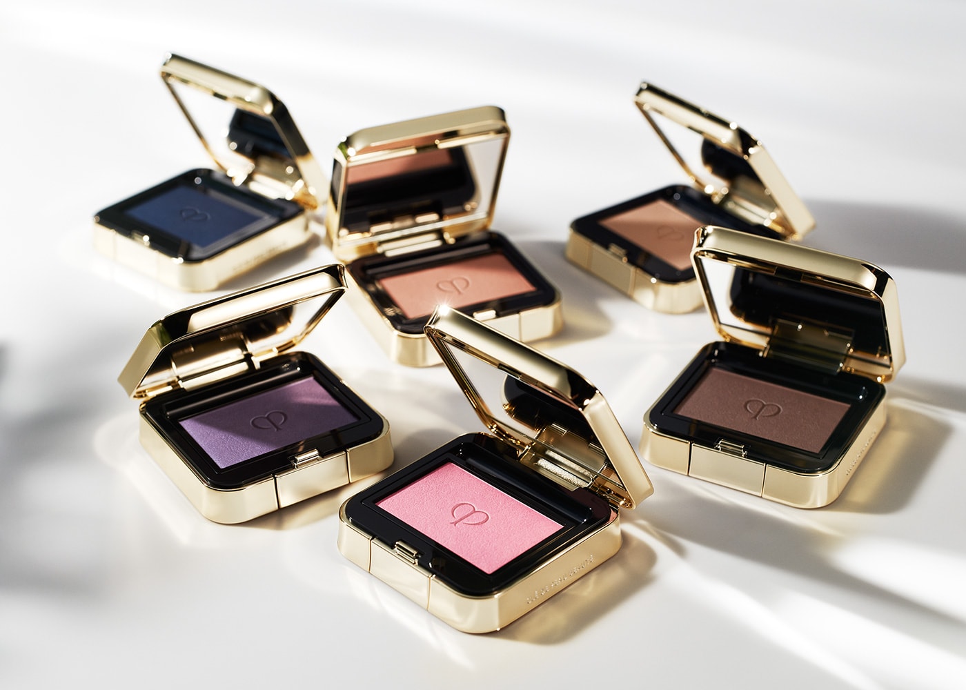 Cle de Peau Beaute OMBRE COULEUR SOLO 4g Eyeshadow